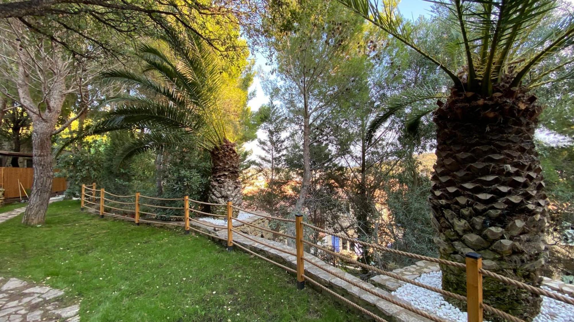 Les Jardins De L'Oustal Villa Нарбон Екстериор снимка
