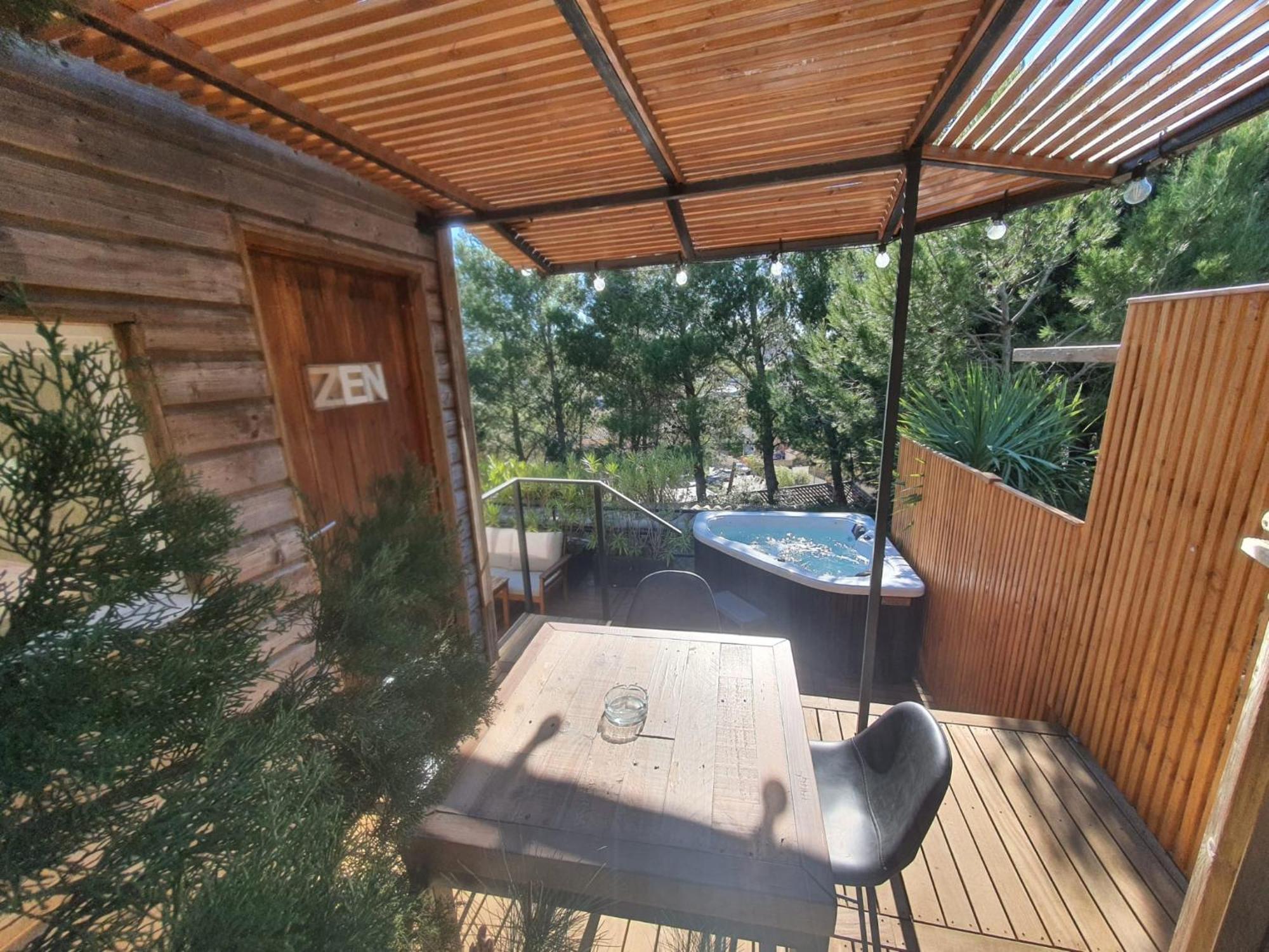 Les Jardins De L'Oustal Villa Нарбон Екстериор снимка